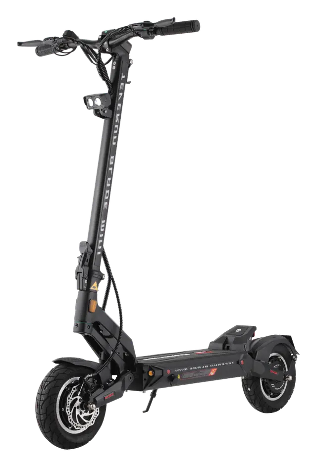 Siyah Teverun Blade Mini Pro önden çapraz stüdyo kesimi