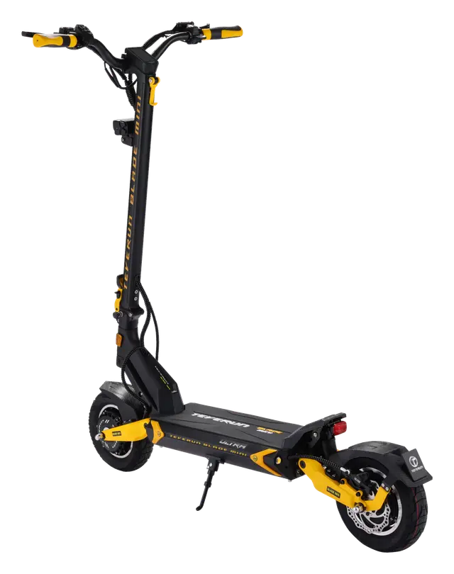 Sarı detaylı Teverun Blade Mini Ultra önden çapraz stüdyo kesimi