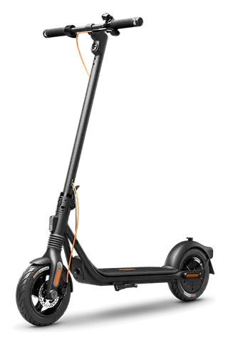 Segway Ninebot F2 Pro, ön çapraz görünüm