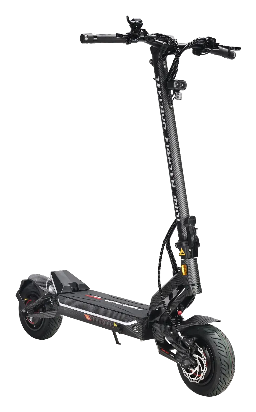 Teverun Fighter Mini Pro önden çapraz stüdyo kesimi