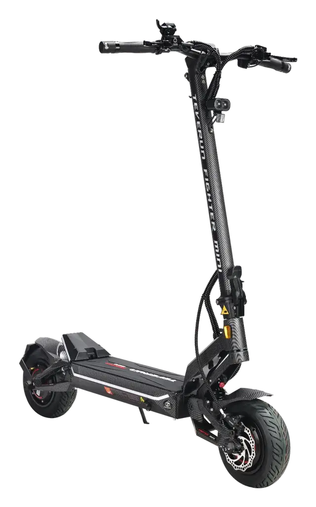 Teverun Fighter Mini Pro önden çapraz stüdyo kesimi